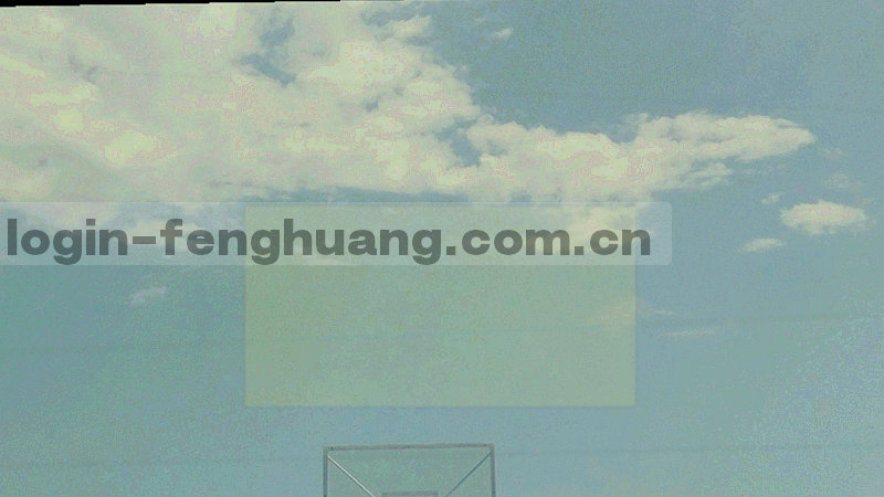足球与球场纹理，绿色草皮和金色光线